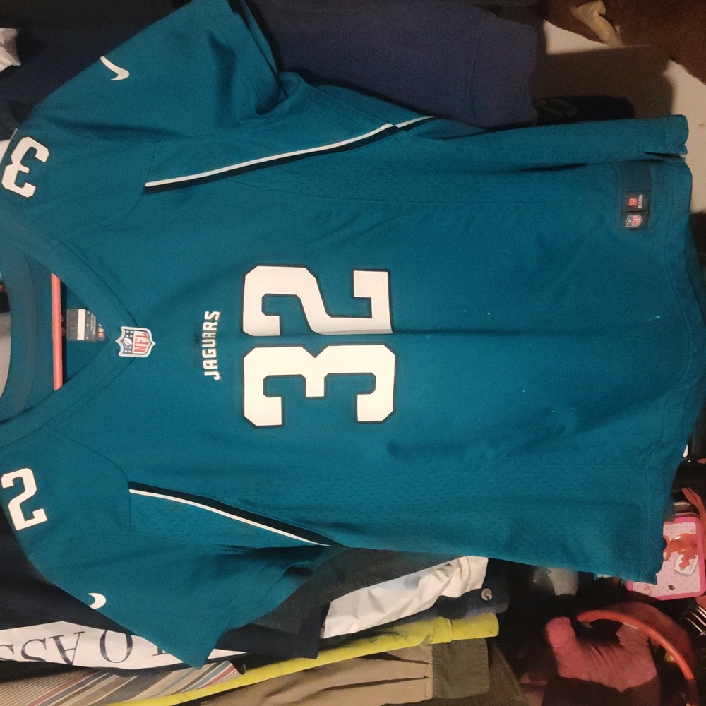 XL Jaguars jersey